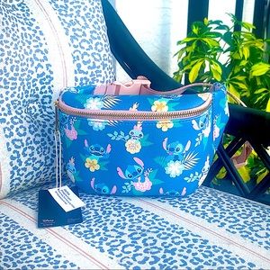 NWT•Disney Loungefly Lilo and stitch fannypack